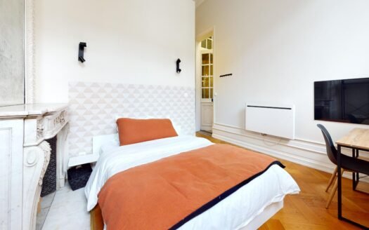 MAKOLOK EMERAUDE Chambre 001