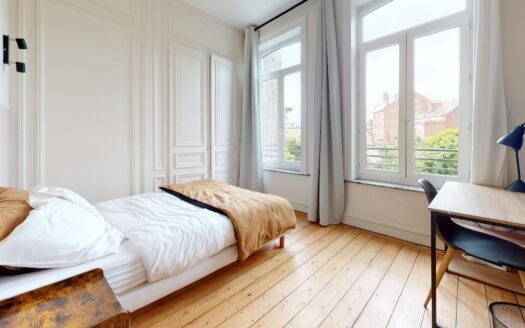 MAKOLOK EMERAUDE-Chambre 202